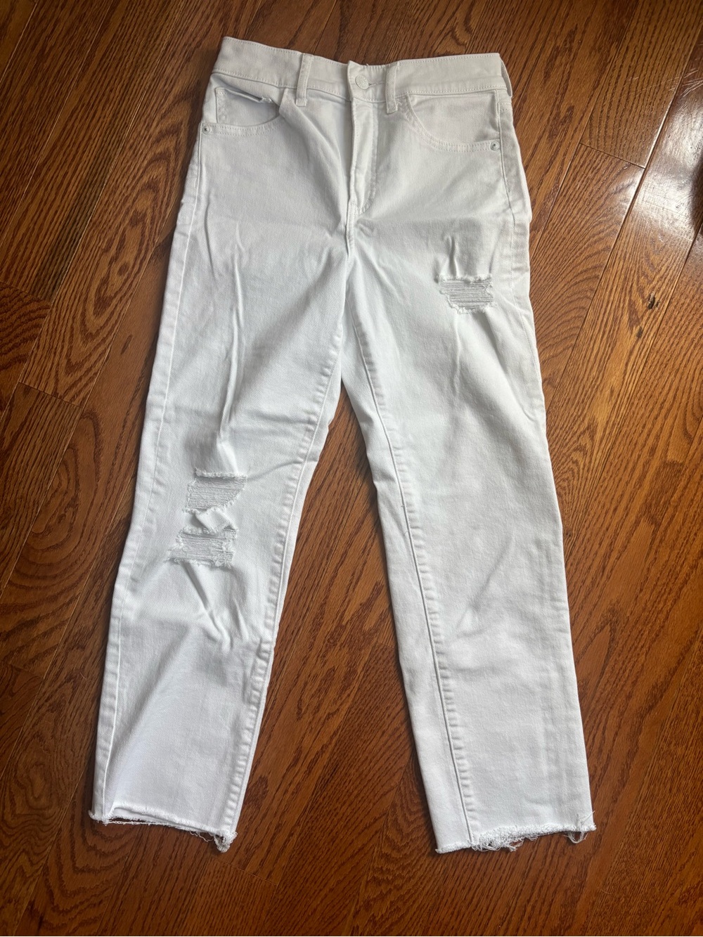 Express White Distressed Women's Jeans